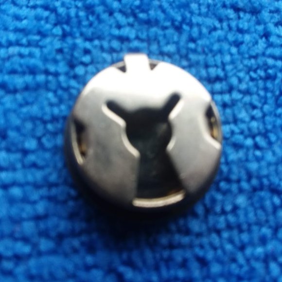 Lot of Navajo 2 Sterling Silver Earrings and 6 Button Covers Bear & Arrow - Picture 6 of 9